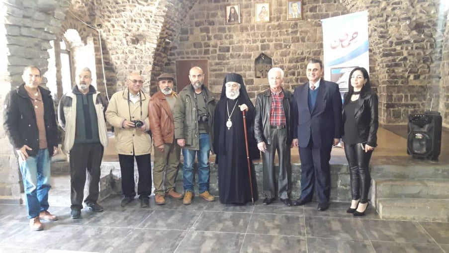 دام برس : دام برس | دام برس تتابع معرض التصوير الضوئي في القاعة الأثرية بمطرانية الروم الارذوكس في حمص